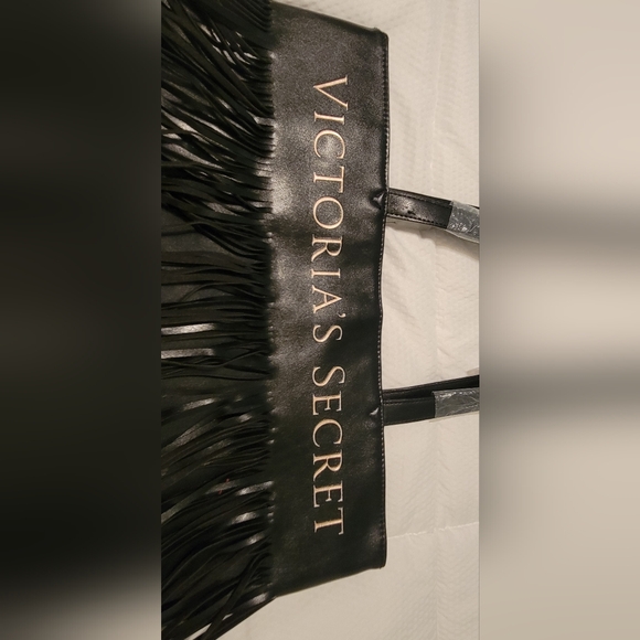 Victoria's Secret Large Fringe Bag With Wristlet - Picture 8 of 11